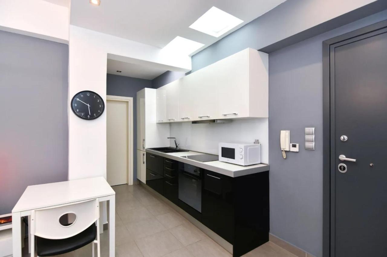 Excellent Luxuriously Renovated Larissa